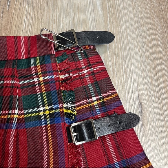The Kilt Women's Stewart Royal Tartan Deluxe Kilt Red Size 10 Style A00174 - Picture 2 of 15